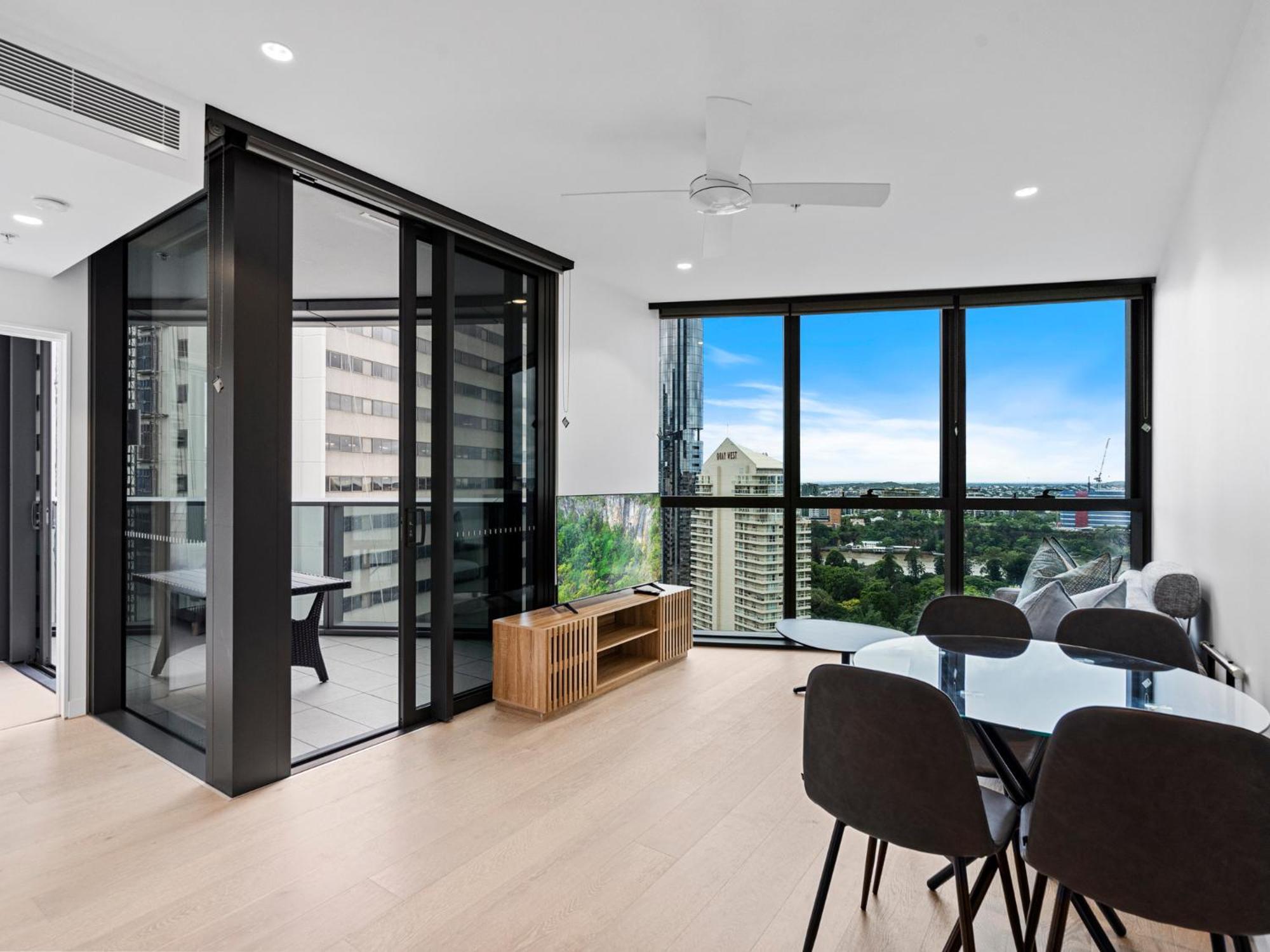 Queen's Wharf Apartment *